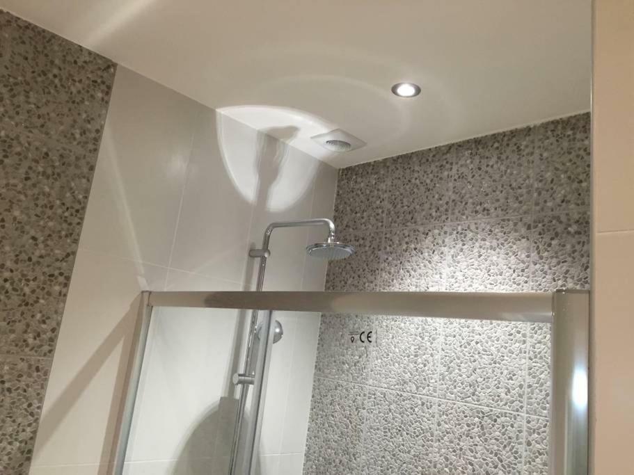 Beautiful Rue De La Croix Vieux Apartment Nizza